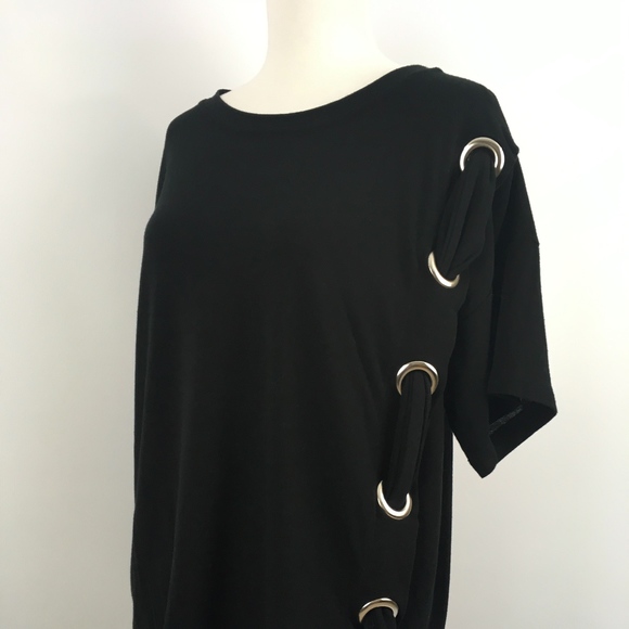 Harlowe & Graham Women's Top Grommet Dolman Tee - Picture 3 of 8